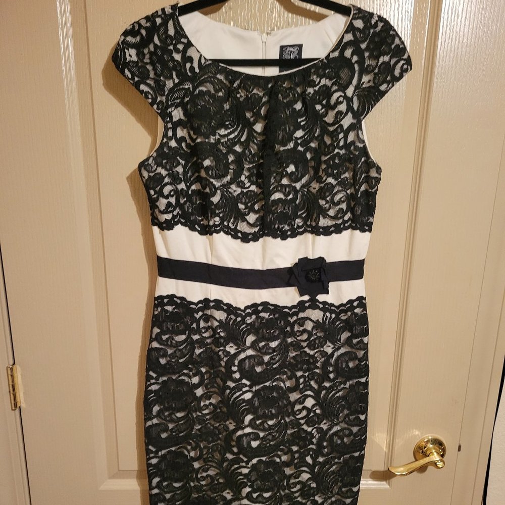 Black & White Lace Accent Cocktail Dress  SZ 14